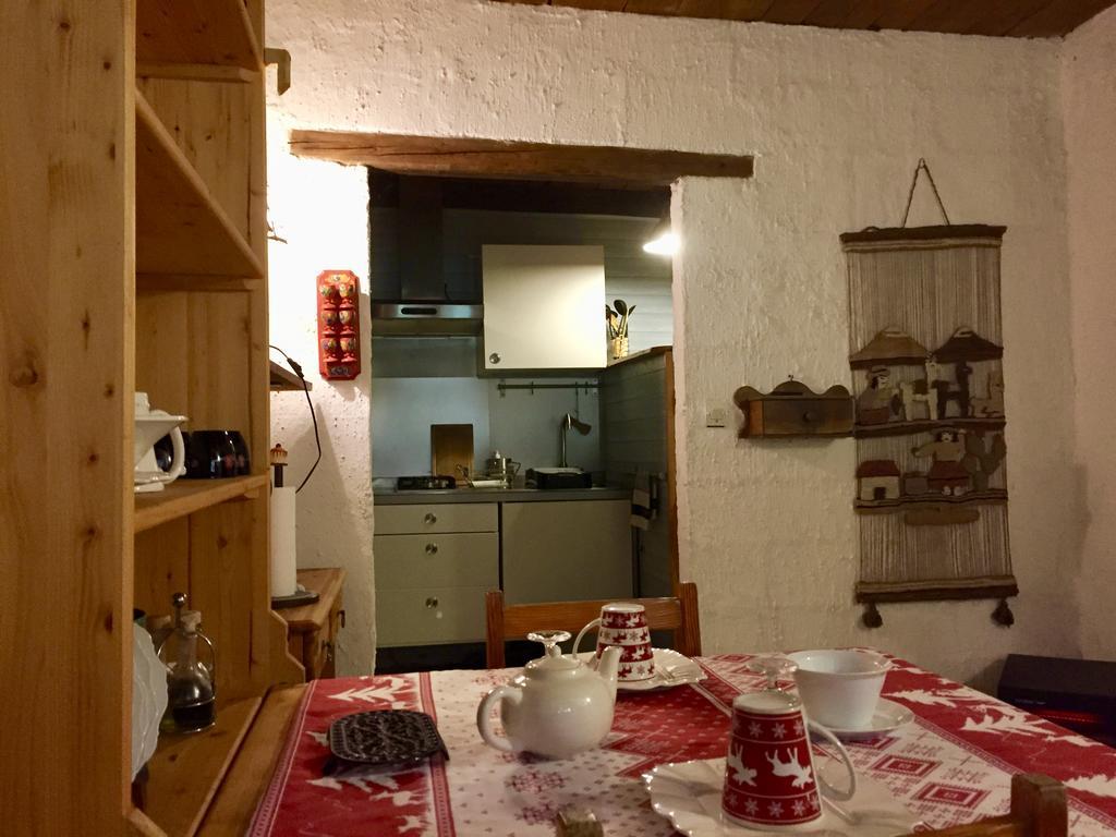 Les Means Bed and Breakfast Meolans-Revel Eksteriør billede
