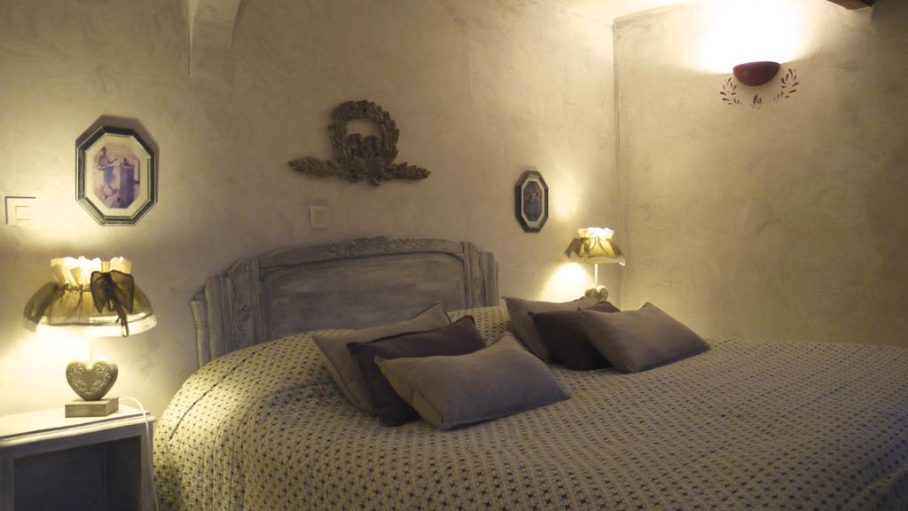 Les Means Bed and Breakfast Meolans-Revel Eksteriør billede